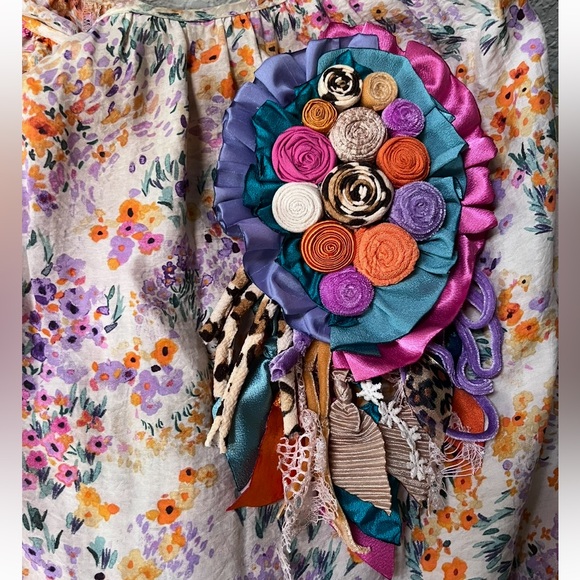 Nuggles Accessories - Funky Fabric Flower Pin with Rosettes